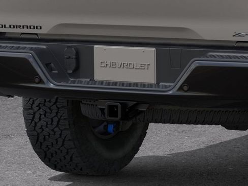New 2026 Chevrolet Colorado ZR2 w/ Technology Package AWD/4WD image 14