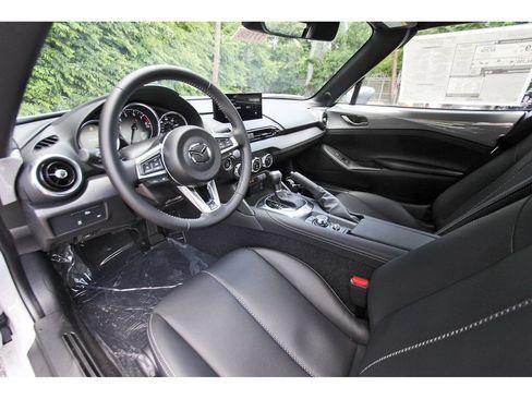 New 2026 MAZDA MX-5 Miata RF Grand Touring RWD image 7
