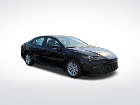 New 2026 Toyota Camry LE image 7