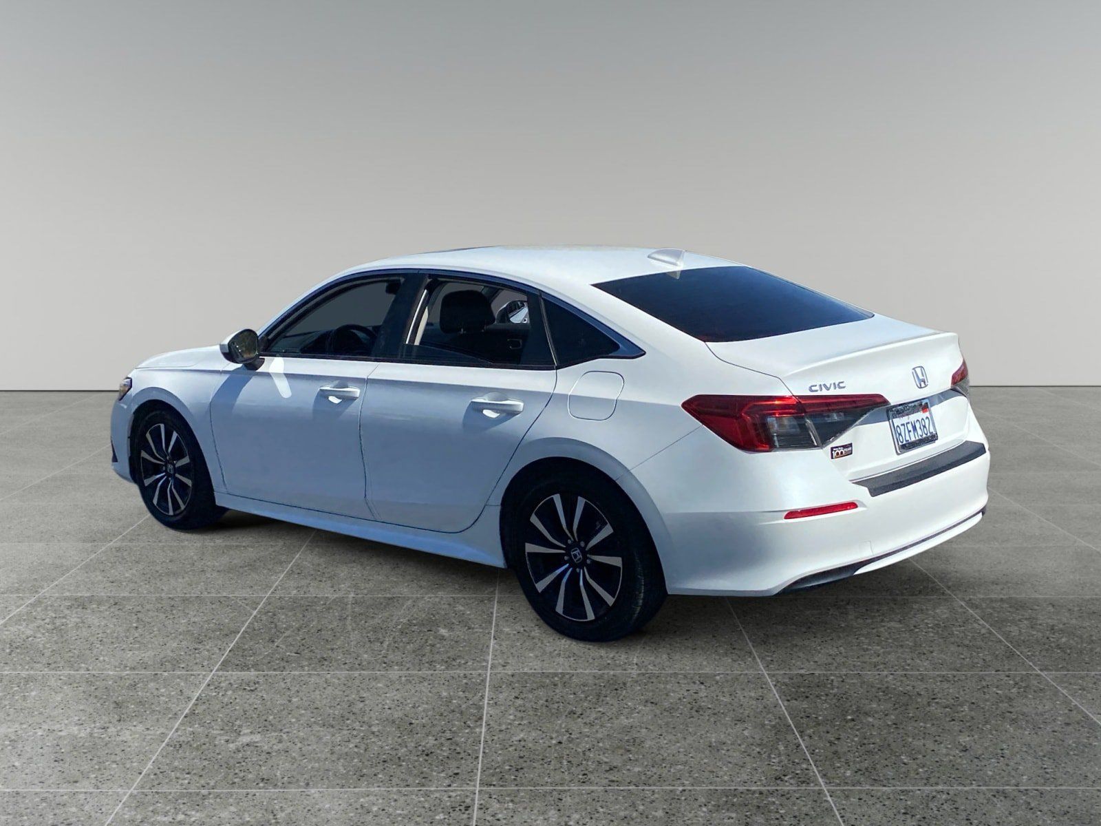 Used 2022 Honda Civic EX image 3