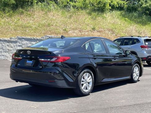 Used 2025 Toyota Camry LE FWD image 3