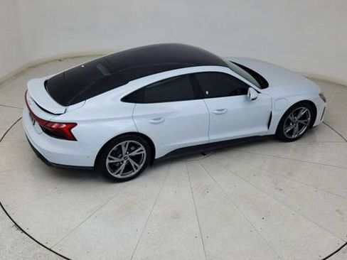 Used 2023 Audi e-tron GT Prestige w/ Prestige Package image 85