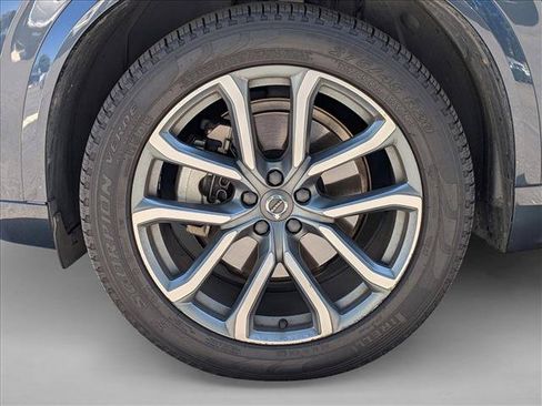 Used 2019 Volvo XC90 T5 Momentum w/ Protection Package AWD/4WD image 24