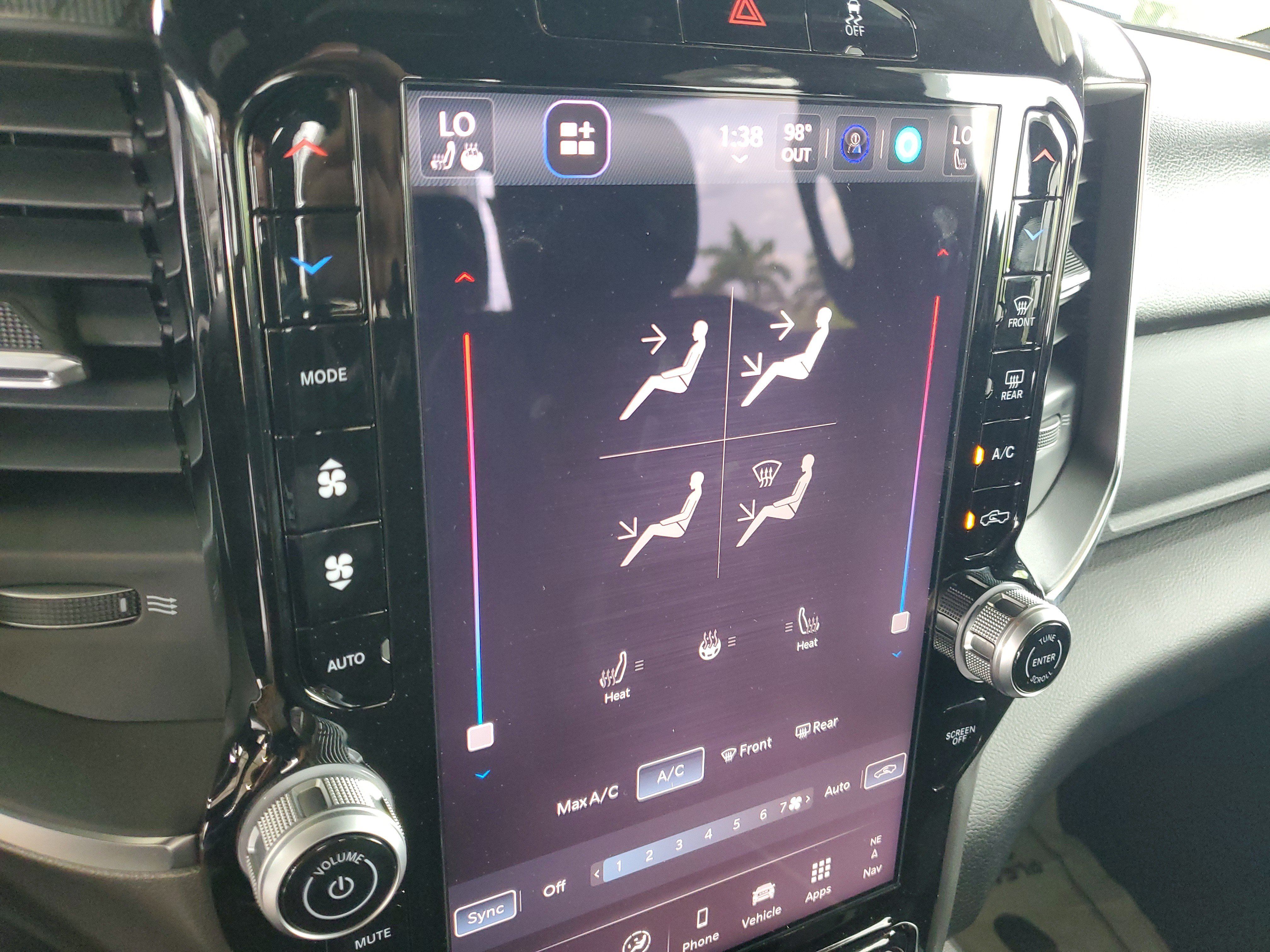 New 2025 RAM 2500 Big Horn AWD/4WD image 26