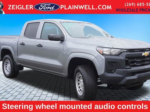 Used 2024 Chevrolet Colorado W/T image 7