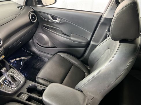 Used 2022 Hyundai Kona Limited w/ Cargo Package image 25
