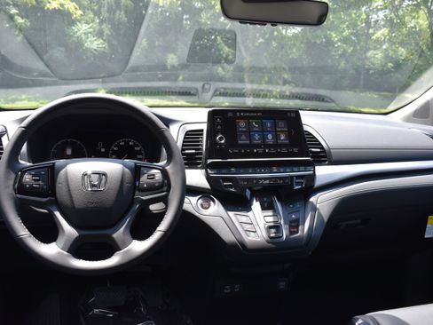 New 2026 Honda Odyssey EX-L image 16