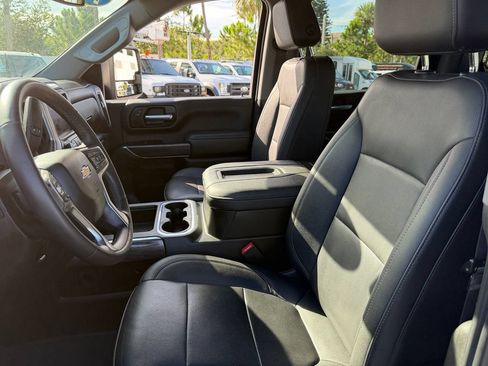 Used 2022 Chevrolet Silverado 2500 LTZ w/ LTZ Plus Package AWD/4WD image 13
