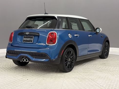 Used 2024 MINI Cooper S FWD image 9