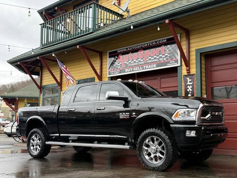 Used 2016 RAM 2500 Limited image 1