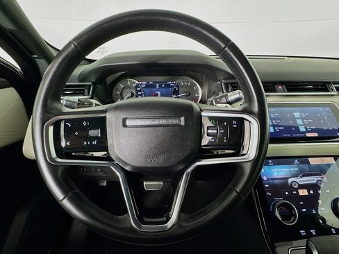 Used 2023 Land Rover Range Rover Velar R-Dynamic S image 11