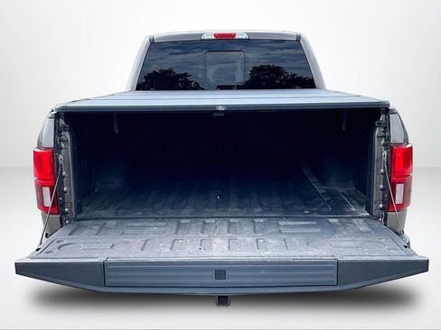 Used 2019 Ford F150 Lariat w/ Equipment Group 502A Luxury AWD/4WD image 19