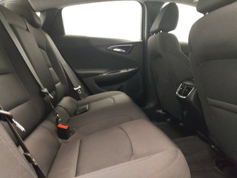 Used 2024 Chevrolet Malibu LT FWD image 19