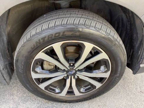 Used 2020 Subaru Forester Limited AWD/4WD image 22