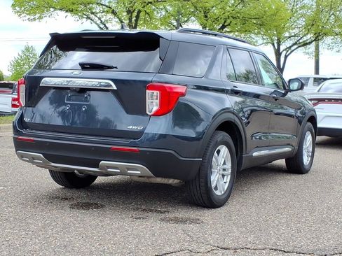 Used 2023 Ford Explorer XLT w/ Equipment Group 202A AWD/4WD image 5