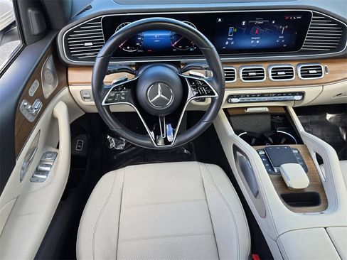 Used 2024 Mercedes-Benz GLE 450 4MATIC image 13