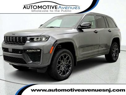 Used 2026 Jeep Grand Cherokee Summit w/ Obsidian Package