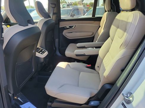 New 2026 Volvo XC90 B5 Plus AWD/4WD image 5