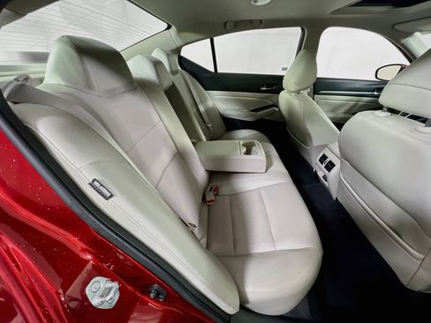 Used 2020 Nissan Altima 2.5 SL FWD image 27