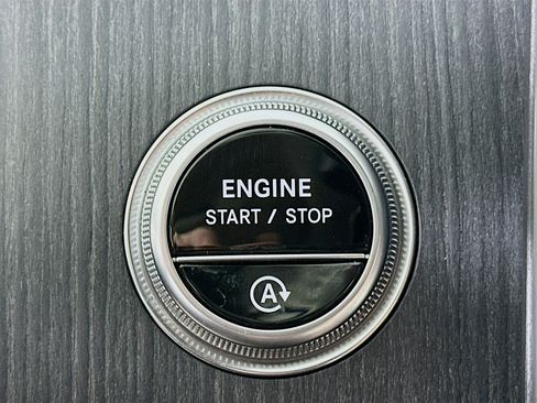 Certified 2022 Mercedes-Benz C 300 4MATIC Sedan image 16