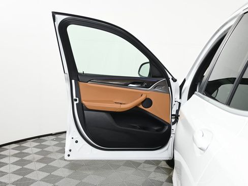 Certified 2024 BMW X3 xDrive30i w/ Premium Package image 29