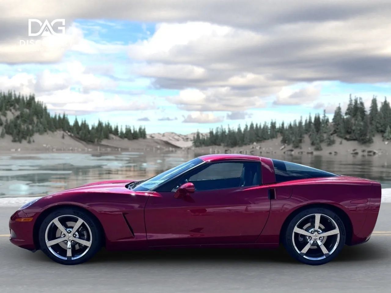 Used 2010 Chevrolet Corvette Coupe w/ Preferred Equipment Group RWD image 2