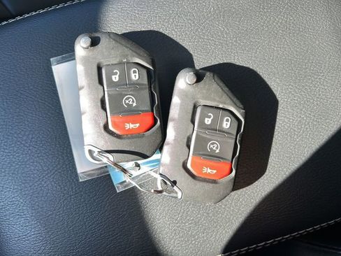 Used 2022 Jeep Wrangler Unlimited Sahara w/ LED Lighting Group image 33