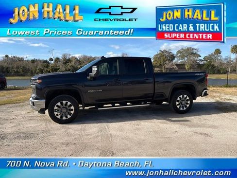 Used 2024 Chevrolet Silverado 2500 LT w/ All Star Edition image 3