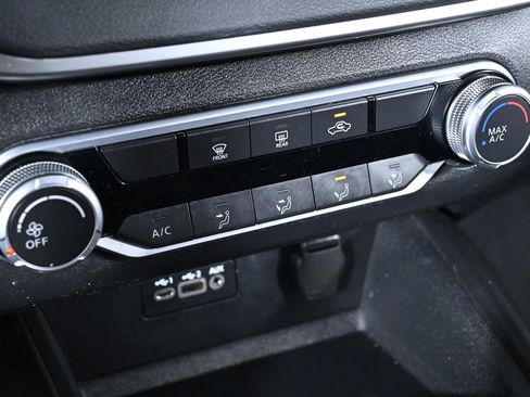 Used 2021 Nissan Altima 2.5 SR image 16