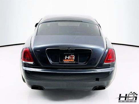 Used 2015 Rolls-Royce Wraith RWD image 7