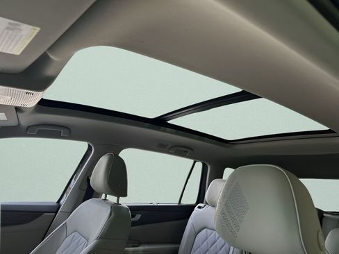 New 2026 Volkswagen Atlas SEL Premium R-Line image 22