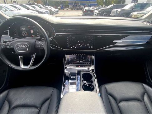 Used 2023 Audi Q7 3.0T Prestige image 16