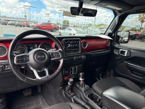 Certified 2021 Jeep Gladiator Rubicon AWD/4WD image 17