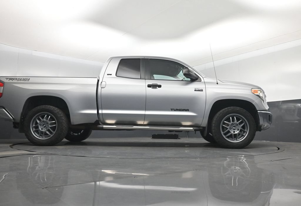 Used 2014 Toyota Tundra SR5 w/ SR5 Upgrade Package AWD/4WD image 16