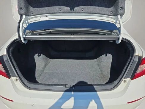 Used 2018 Honda Accord Sport image 46