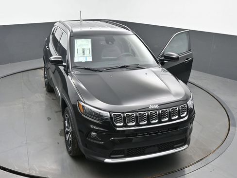 New 2026 Jeep Compass Limited image 45
