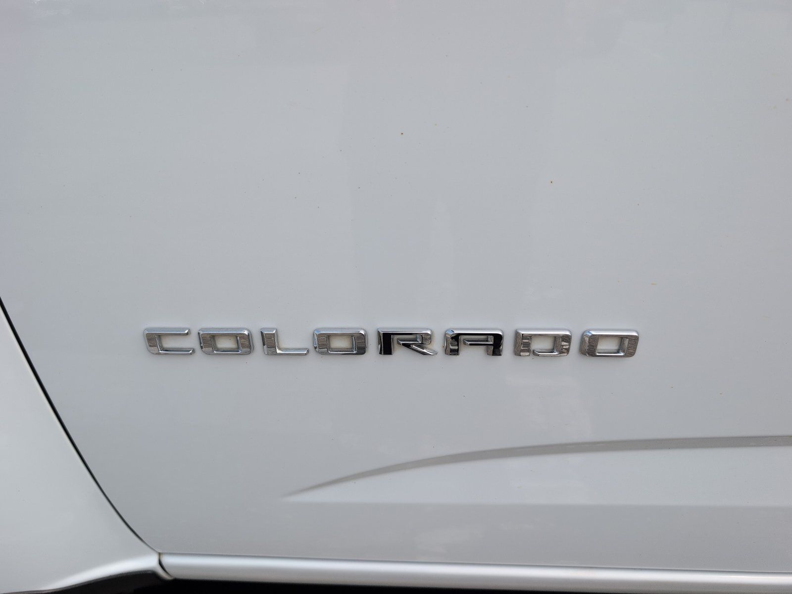 Used 2021 Chevrolet Colorado W/T w/ Custom Special Edition RWD image 3