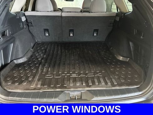Used 2022 Subaru Outback Premium image 17