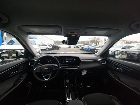 New 2026 Chevrolet TrailBlazer LT w/ Convenience Package image 12