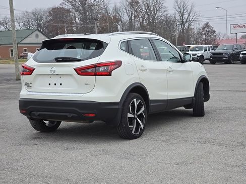 Used 2020 Nissan Rogue Sport SL w/ Premium Package image 7