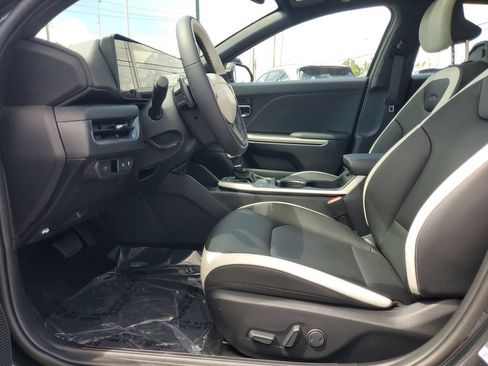 New 2026 Kia K4 EX w/ GT-Line Sunroof Package FWD image 5