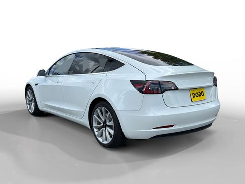 Used 2018 Tesla Model 3 Long Range RWD image 3