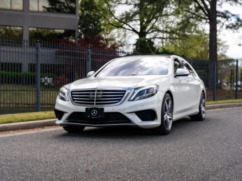 Used 2014 Mercedes-Benz S 63 AMG 4MATIC Sedan image 2