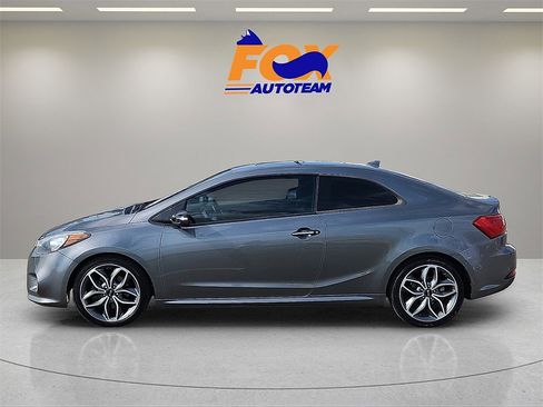 Used 2016 Kia Forte Koup SX w/ SX Premium Package image 2