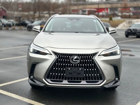 Used 2022 Lexus NX 250 AWD image 10