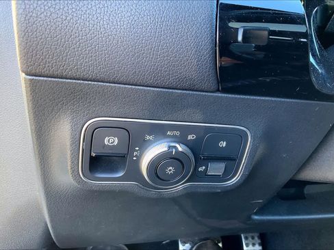 Used 2024 Mercedes-Benz GLA 250 GLA 250 image 35