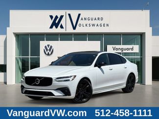 Used 2022 Volvo S90 B6 R-Design w/ Advanced Package AWD/4WD video 1