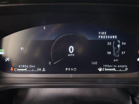 Used 2022 Lincoln Aviator Reserve w/ Equipment Group 201A AWD/4WD image 4