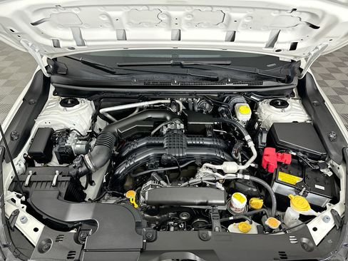 Used 2024 Subaru Crosstrek 2.0i Premium image 32