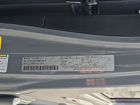 Used 2022 Jeep Wrangler Unlimited Sport image 40